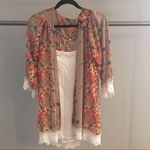 Floral kimono XL L crochet trim floral